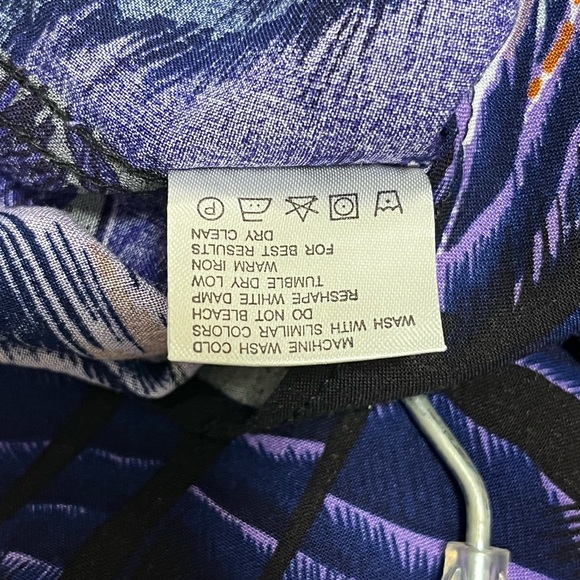 Design in Italy Luxury Men’s Breezy Summer shirt, Size L, Purple plus print - Picture 5 of 5